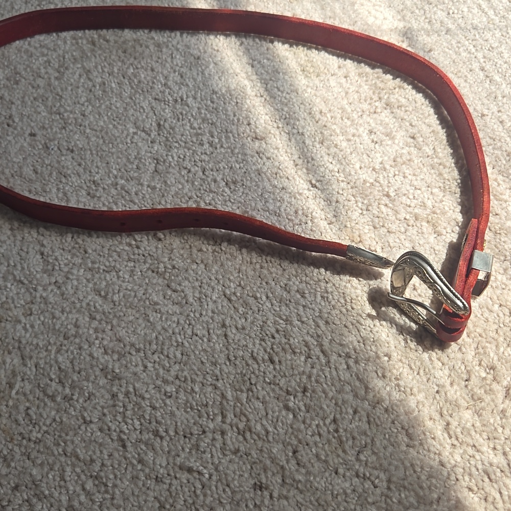 Vintage Red Leather Skinny Western Belt with Engraved Silver Buckle Size:Small - Picture 4 of 6